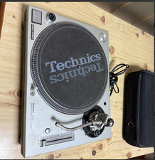 Technics SL-1200MK5 Turntable