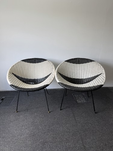 Black and white sputnik - black,