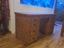 Large Dark Oke Desk