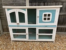 double rabbit hutch