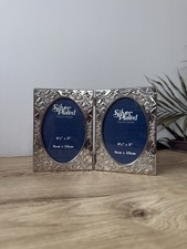 Vintage Silver plated double photo frame 3.5 x 5 inch ornate floral hinged