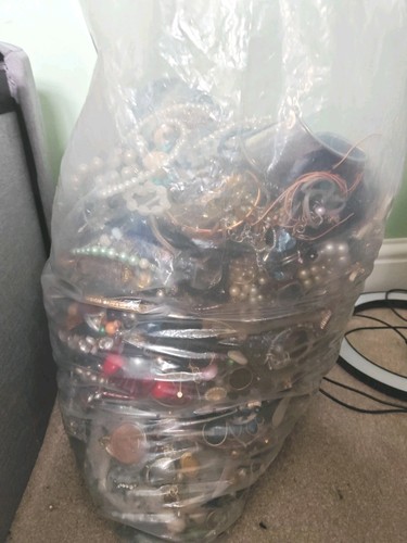 Joblot 10kg lucky dip vintage - joblot,