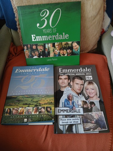 The emmerdale companion - emmerdale, 25