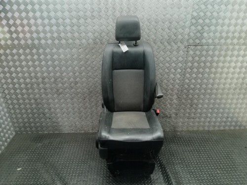 Vauxhall vivaro seat front - vauxhall,