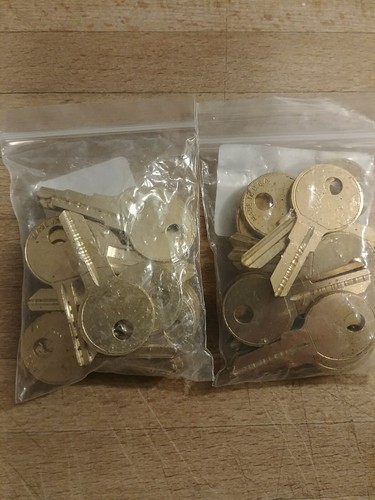 Lot locksmith y11 key - of,