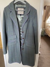 Lady’s Designer Coat,check