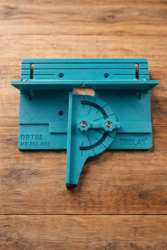 Makita drt52 mini router - ,