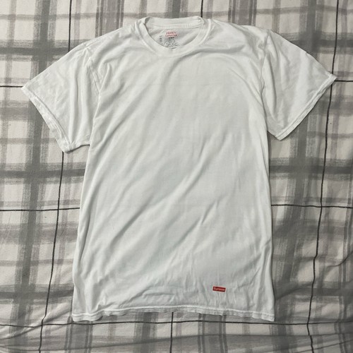 Supreme and hanes - supreme, t-shirt
