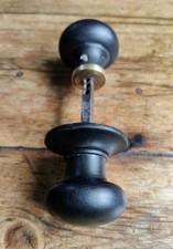 Lignum Vitae Victorian Bun