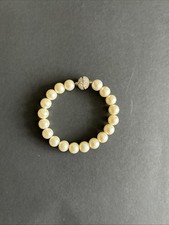 Pearl Style Bracelet With Magnetic Crystal style clasp 