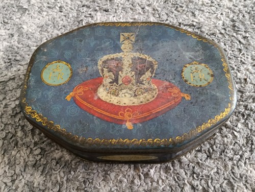 Royal collectable scribbans - royal,