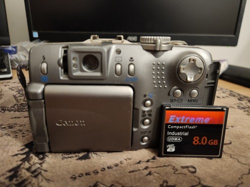 Canon powershot 4mp compact - g2,