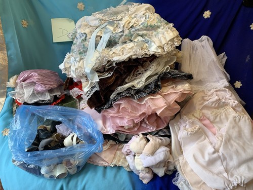 Large bundle vintage dolls - vintage,
