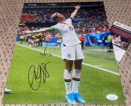 Megan rapinoe signed 11x14 - megan,