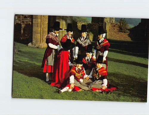 Postcard welsh folk - welsh, dancers