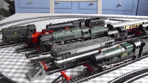 Hornby triang lima - &, model