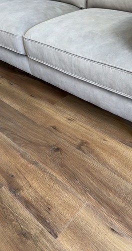 Hawkshead oak luxury click - hawkshead,