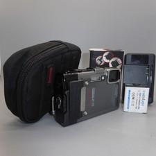 Olympus Digital Camera Stylus Tough TG-830 16.0MP Silver Tested Battery+ Charger