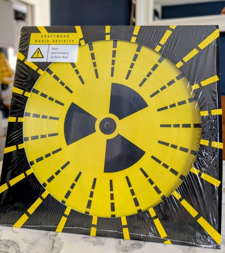 Kraftwerk radio activity vinyl - radio-activity,