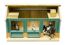 Wooden Horse Stable - 2 boxes & Workshop - Scale 1:24 Kids Globe Toy V05002 NEW