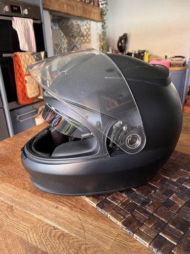 Bmw black helmet - black,