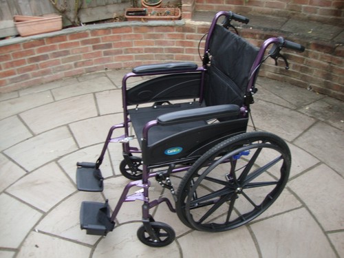 Lightweight folding self - folding,