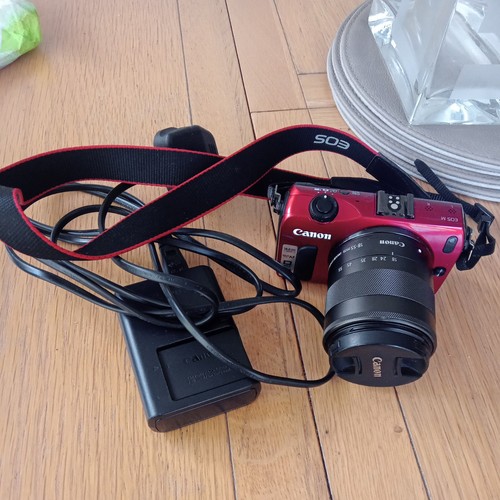 Canon eos mirrorless digital - canon,