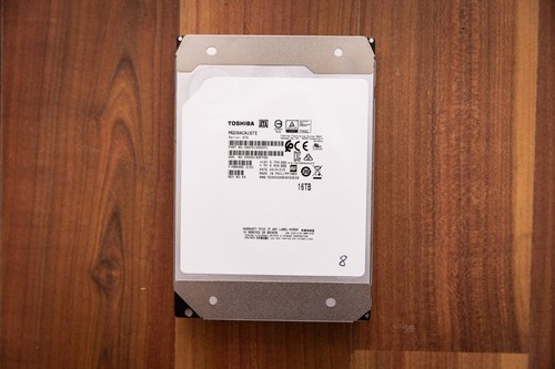 Toshiba 16tb hard - 16tb,
