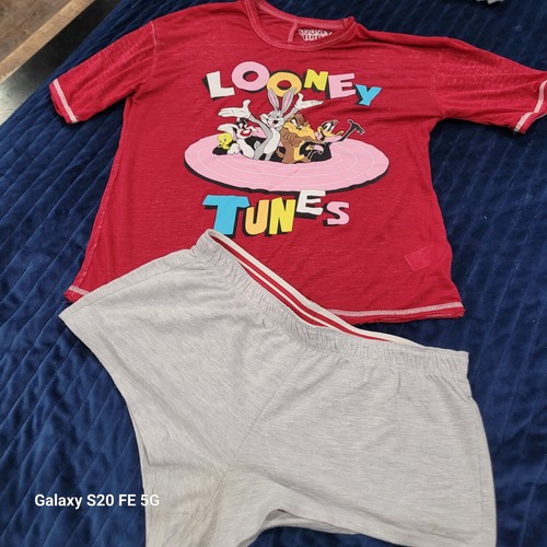 Well loved looney tunes - well,