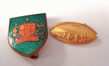 2 VINTAGE RUGBY UNION ENAMEL