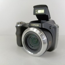 Fuji finepix S8100FD Digital Camera fujifilm Digital Bridge Camera 18x Zoom 