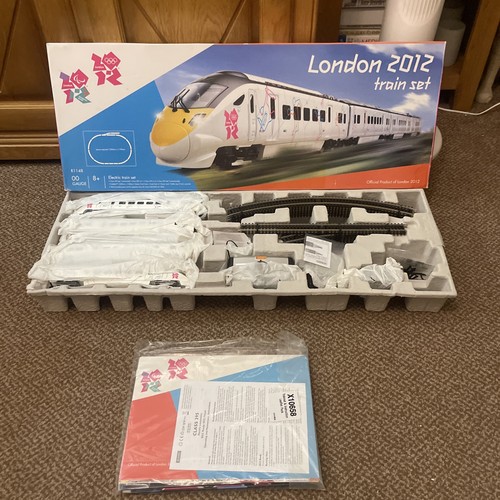 Hornby london 2012 train set - london,