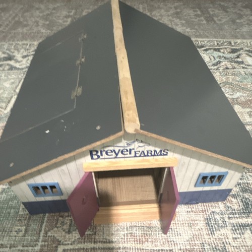 Breyer farms wooden model - breyer,