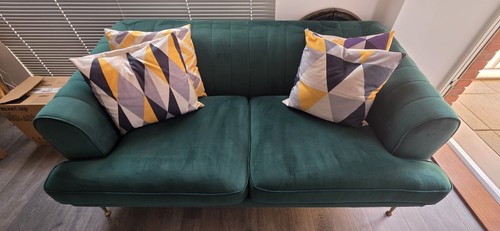 Stunning green velvet seater - velvet, 2