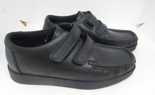 New bnwot boys black - new,