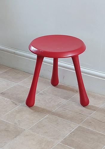 Ingvar kamprad habitat red - ingvar,