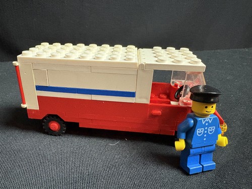 1984 lego 105 classic town - 1,