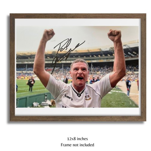 Paul gascoigne hand - paul,