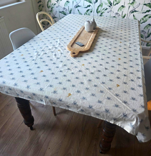 Vintage farmhouse style table - vintage,