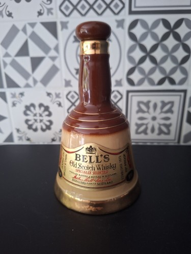 Vintage wade pottery bells old - vintage,