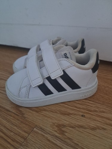 Adidas trainers baby size 4 - adidas,