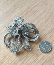 BEAUTIFUL VINTAGE MARCASITE FLOWERS BROOCH