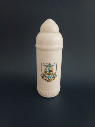 Wwi goss crested china - goss,