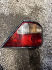 REAR RIGHT TAIL LIGHT / LAMP