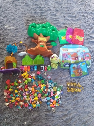 Massive moshi monster - massive,