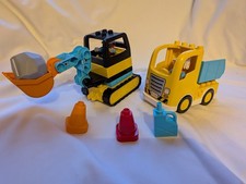 Duplo Construction Digger And