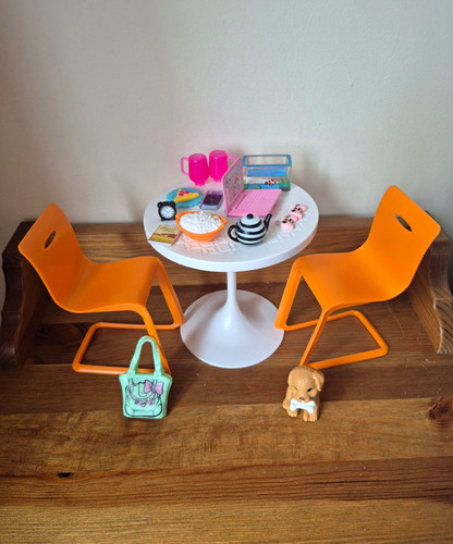 Barbie dolls study office