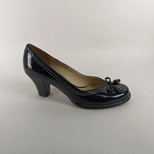 Clarks Court Shoes Womens 6