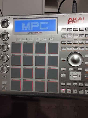 Akai professional mpc studio - akai,