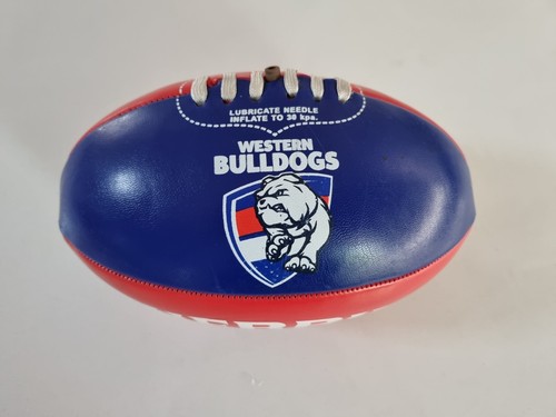 Western bulldogs footscray - western,